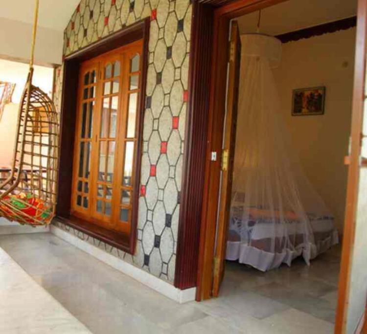 Kuppath Inn Kochi Exterior foto